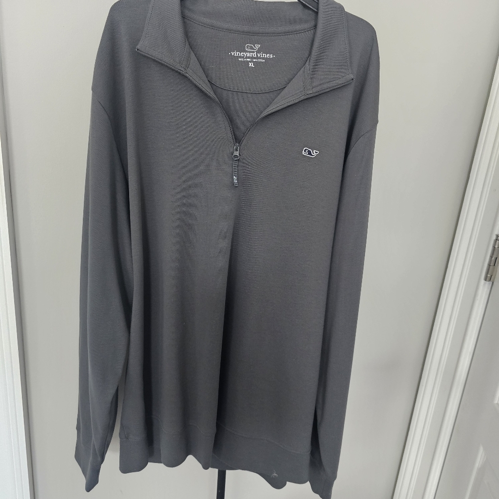 Vineyard Vines Mens 3/4 Zip Pullover Charcoal Grey Color XL